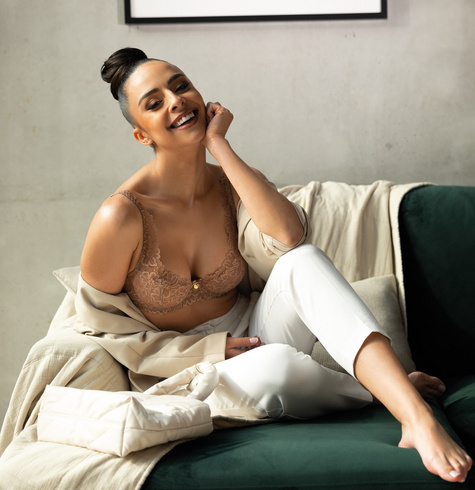 MAT BIUSTONOSZ CARMELA M-053/22 CAPUCCINO