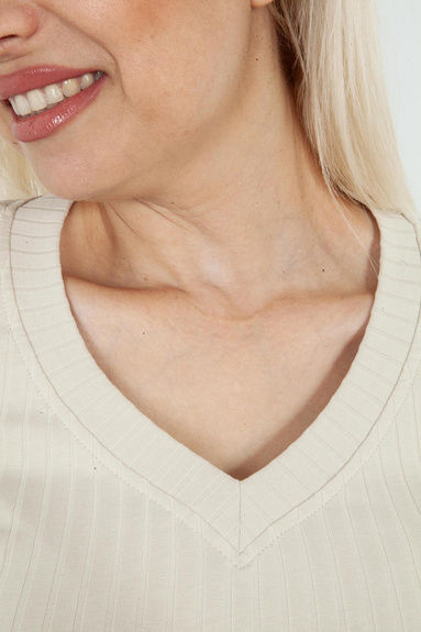 SABRA BLUZKA DAMSKA Z NASZYWKĄ O09KW4898 - BEŻ